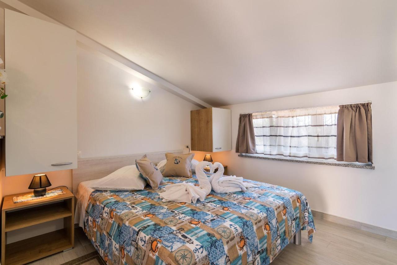 Apartments Korina 칸파나르 외부 사진